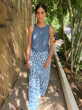 Cargar imagen en el visor de la galería, Pantalon Milan Print Azul
