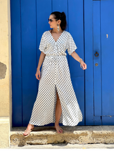 Cargar imagen en el visor de la galería, Vestido Chelsea Polka Dots Pequeñas
